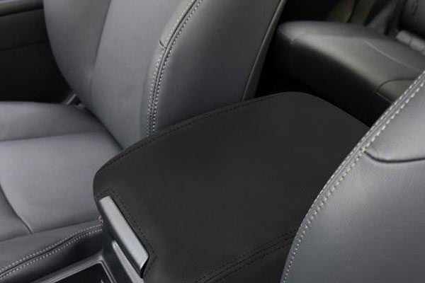 手持式色差儀在汽車內飾件色差檢測與管理中的應用