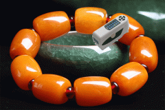 色差儀檢測蜜蠟顏色的一致性